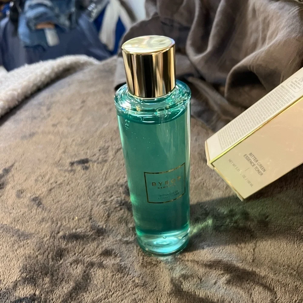 Bitter Green Essence Toner-Brand New in Box​​​​